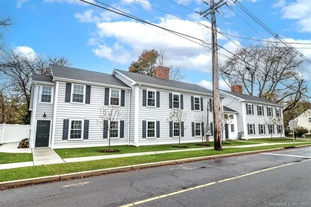a house view with a outdoor space