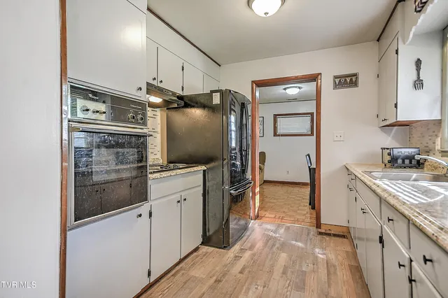 $320,000 | 2856 Watauga Road, Johnson City, TN 37601