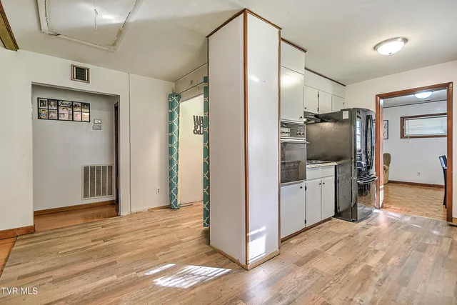 $320,000 | 2856 Watauga Road, Johnson City, TN 37601