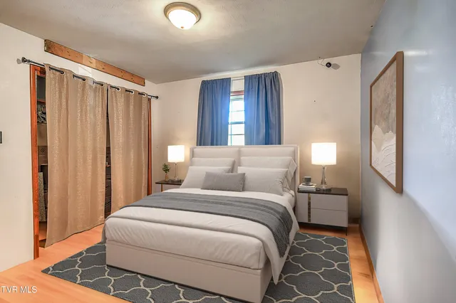 $320,000 | 2856 Watauga Road, Johnson City, TN 37601