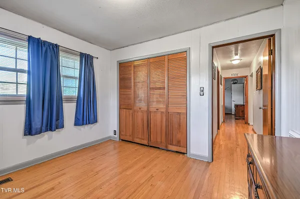 $299,000 | 2856 Watauga Road, Johnson City, TN 37601