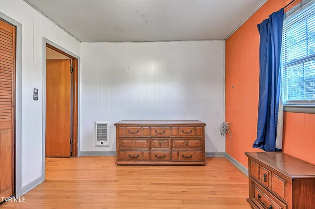 $320,000 | 2856 Watauga Road, Johnson City, TN 37601