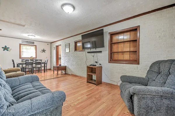 $299,000 | 2856 Watauga Road, Johnson City, TN 37601