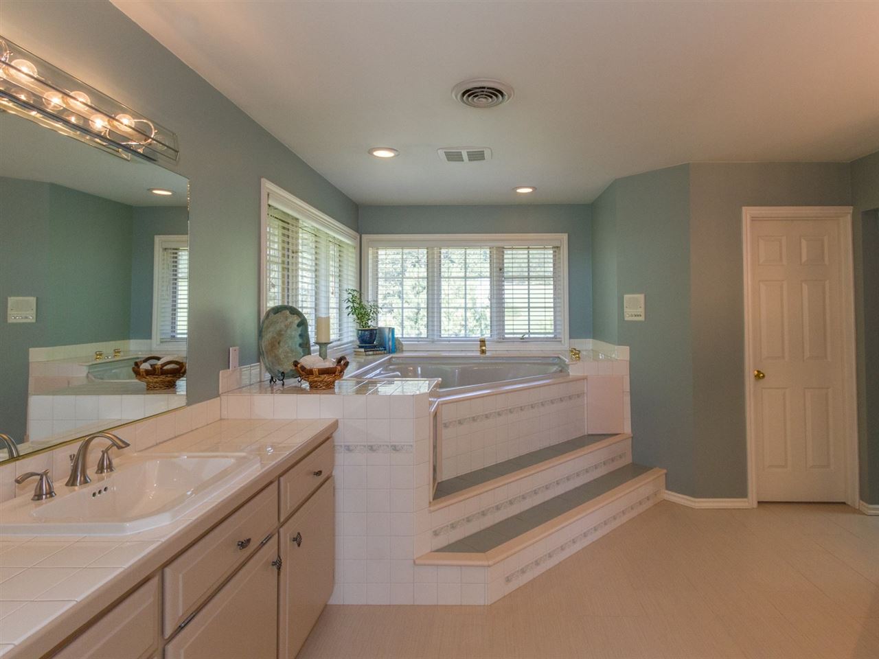 7511 East Day Mt Spokane Road Mead, WA 99021 - Photo 12 of 20