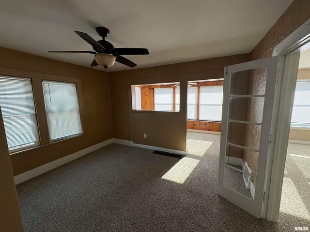 $1,499 | 705 East Marietta Avenue, Peoria Heights, IL 61616