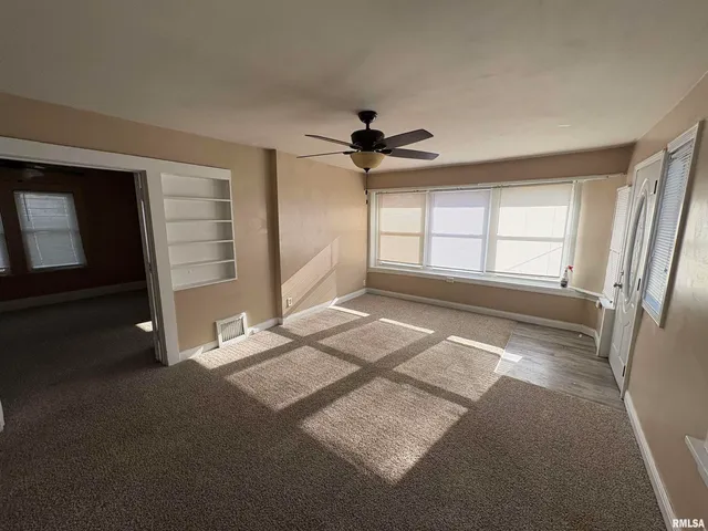 $1,499 | 705 East Marietta Avenue, Peoria Heights, IL 61616