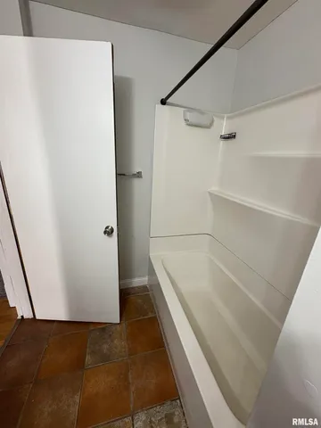 $1,499 | 705 East Marietta Avenue, Peoria Heights, IL 61616