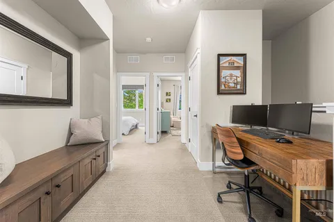 $710,000 | 4453 East Parkcenter Boulevard, Boise, ID 83716