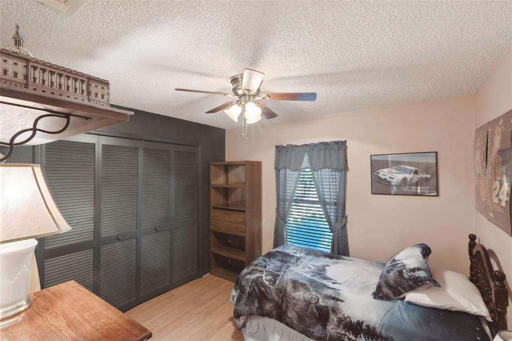 921 4th Avenue North Deltona, FL 32725 - Photo 14 of 35