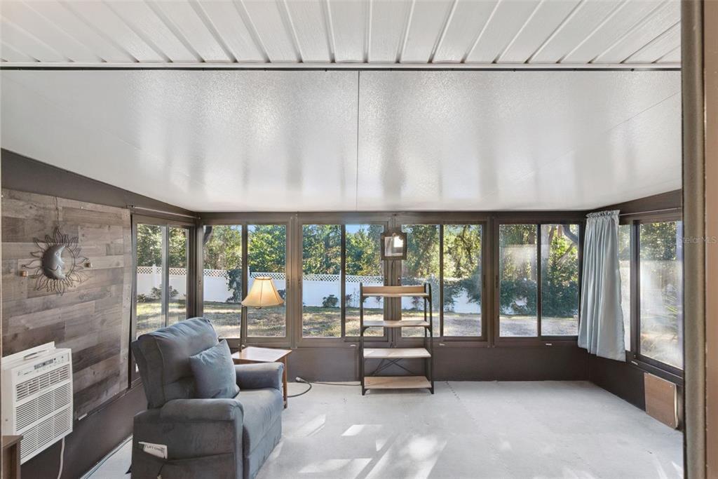 921 4th Avenue North Deltona, FL 32725 - Photo 25 of 35