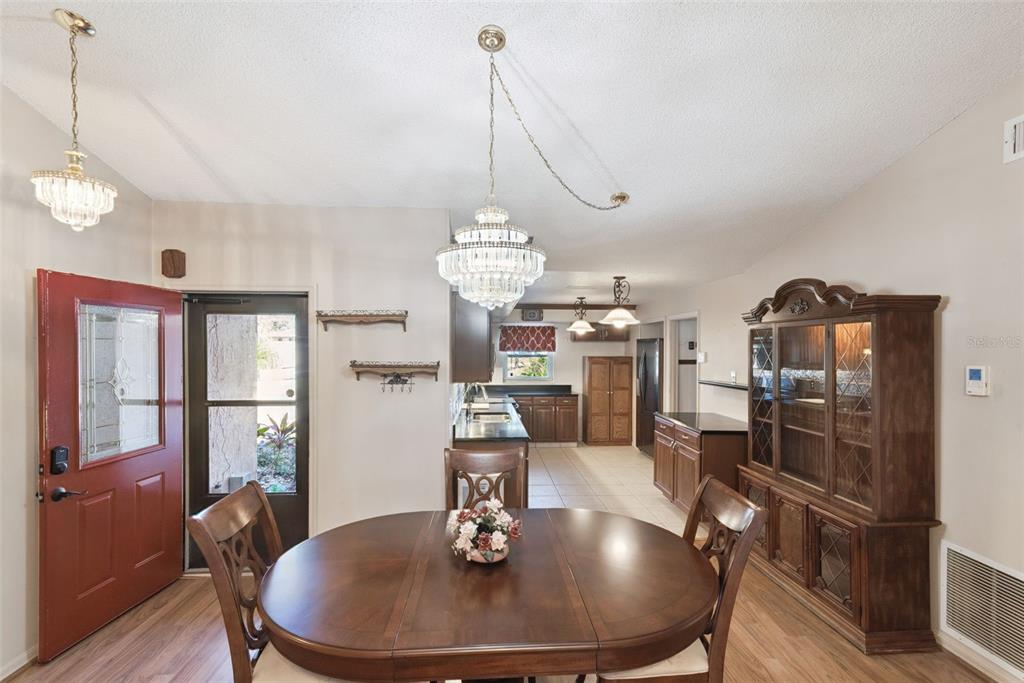 921 4th Avenue North Deltona, FL 32725 - Photo 7 of 35