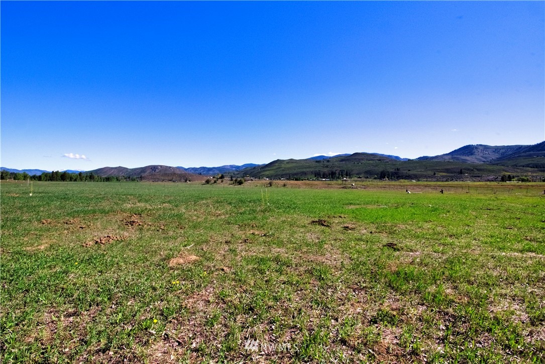 112 Evans Road Winthrop, WA 98862 - Photo 14 of 36 Gallery Image 14