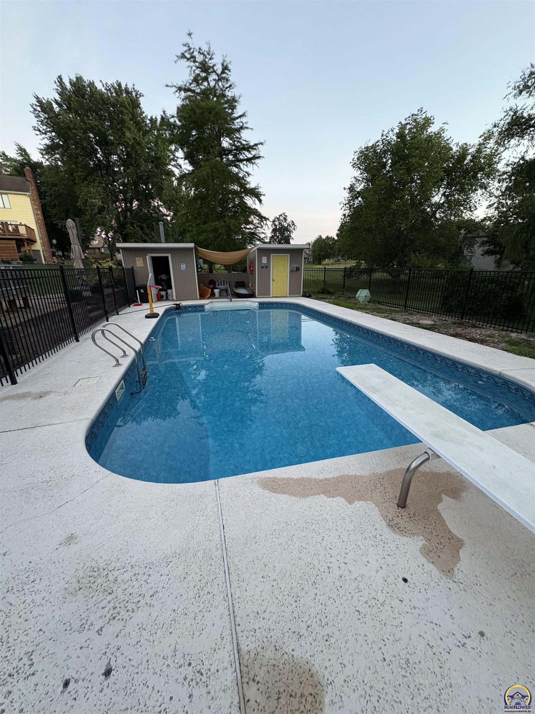 3725 Southwest Kings Forest Road Topeka, KS 66610 - Photo 49 of 52
