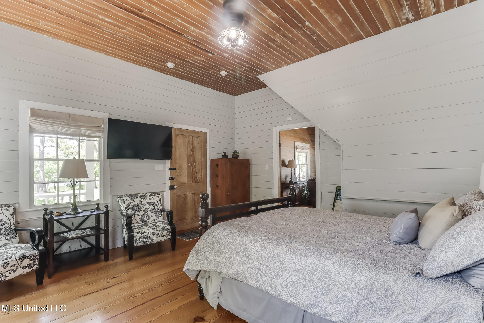 13160 Old Woolmarket Road Biloxi, MS 39532 - Photo 13 of 54 Photo Apr 28 2025, 11 53 17 AM_ENF