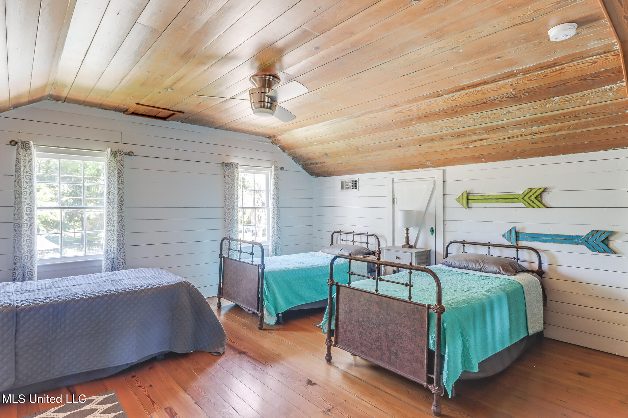 13160 Old Woolmarket Road Biloxi, MS 39532 - Photo 20 of 54 Photo Apr 28 2025, 11 56 28 AM (2)_ENF-E