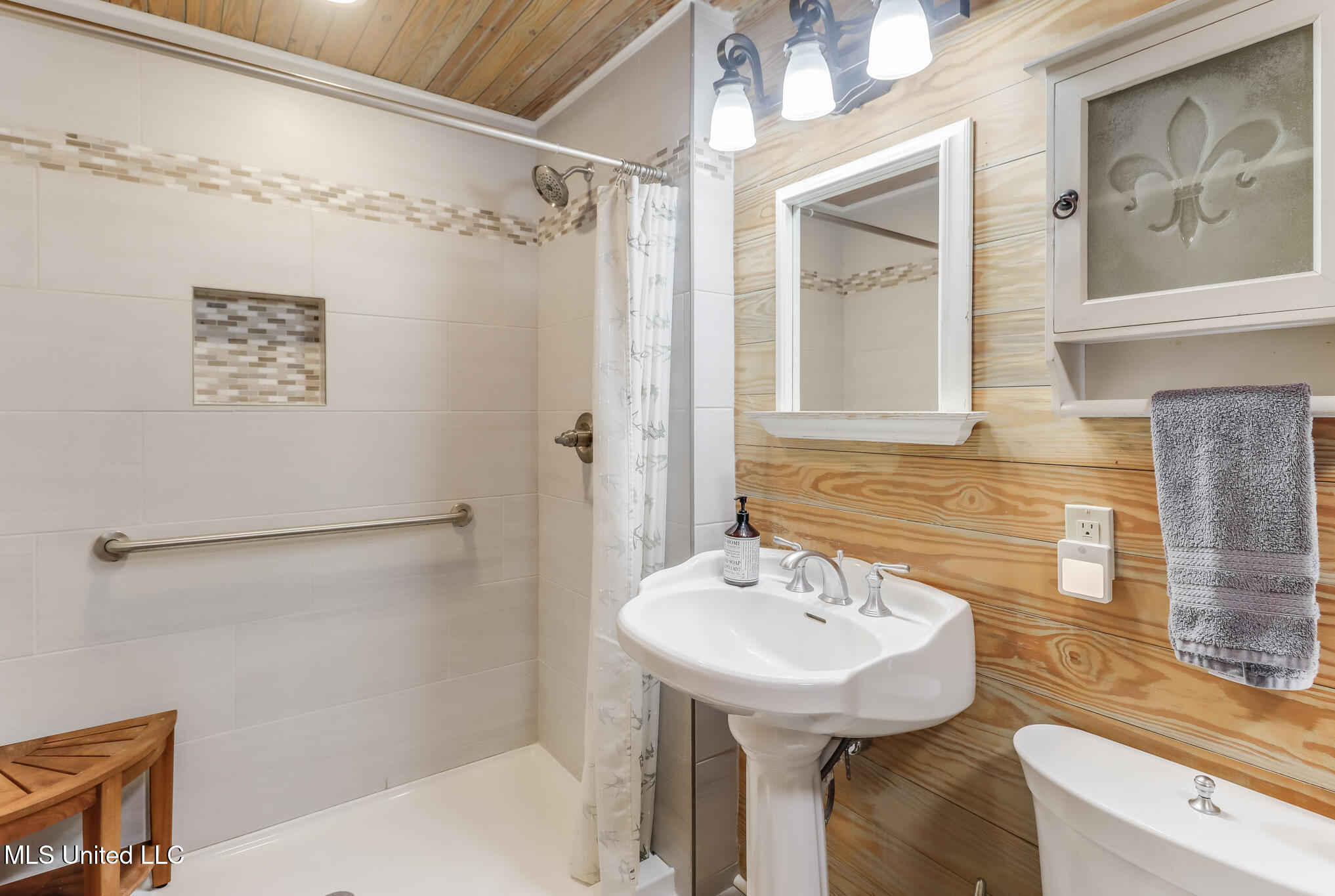 13160 Old Woolmarket Road Biloxi, MS 39532 - Photo 29 of 54 Photo Apr 28 2025, 12 00 30 PM (2)_ENF