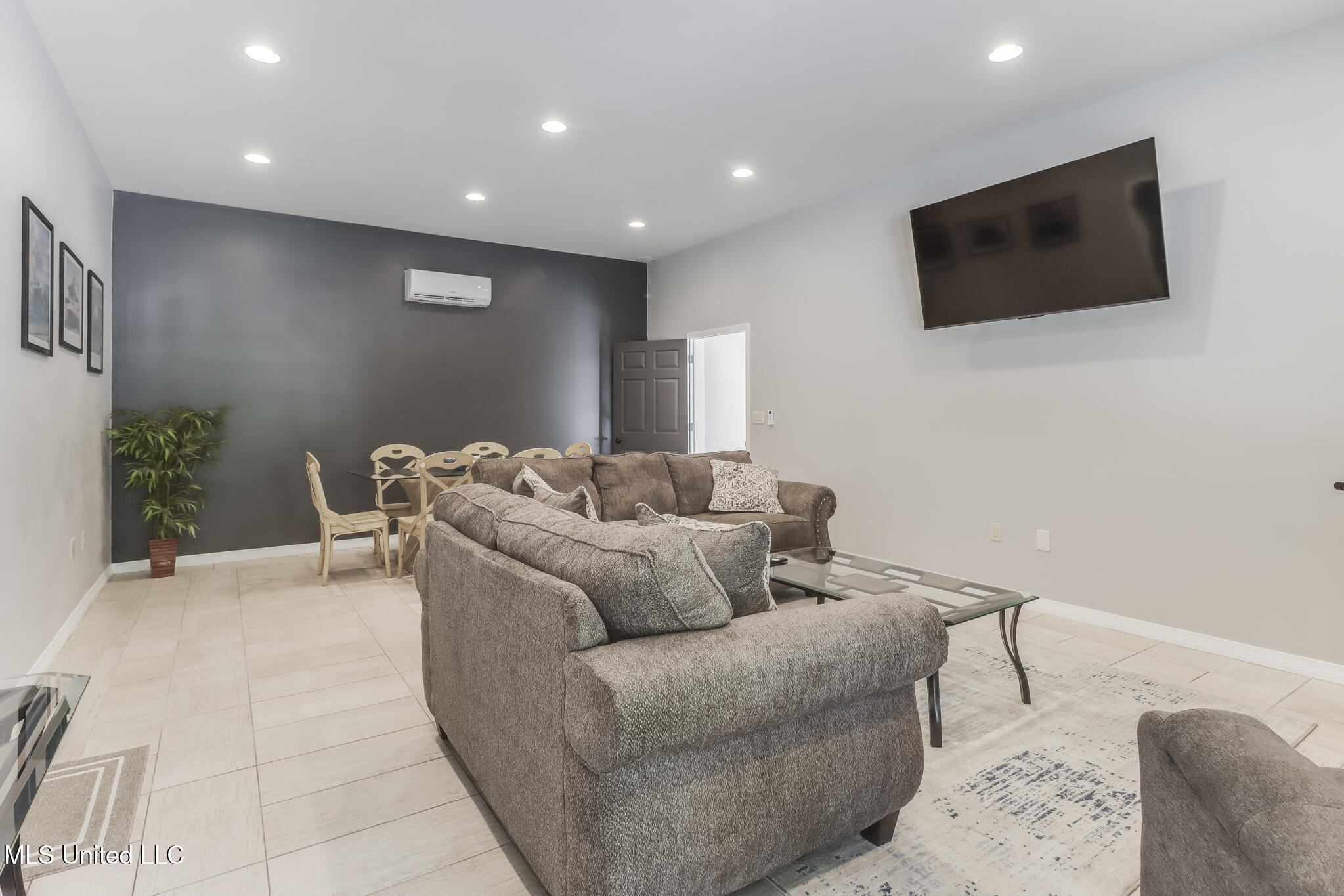 13160 Old Woolmarket Road Biloxi, MS 39532 - Photo 33 of 54 Photo Apr 28 2025, 12 02 29 PM_ENF