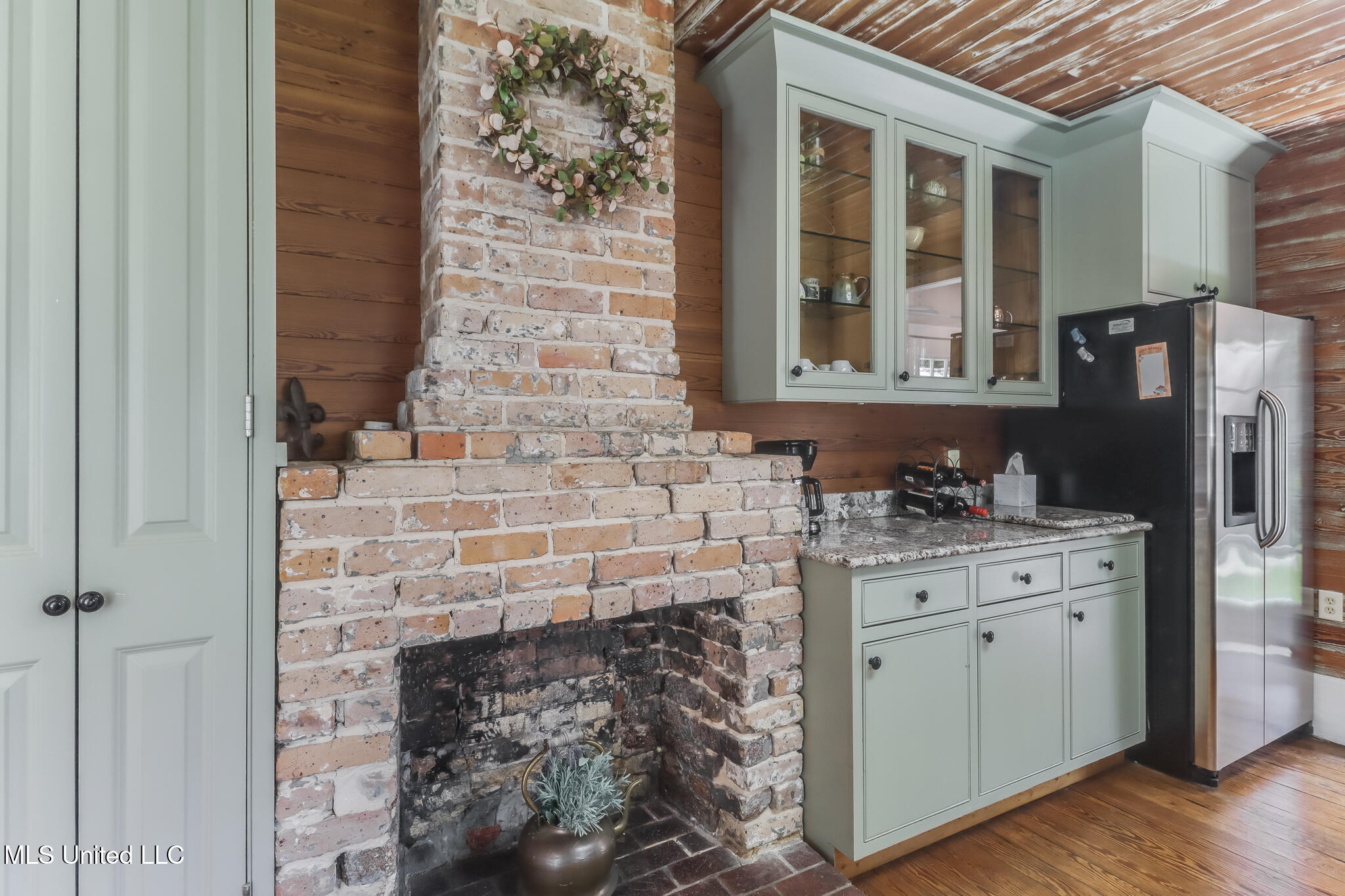 13160 Old Woolmarket Road Biloxi, MS 39532 - Photo 9 of 54 Photo Apr 28 2025, 12 01 21 PM (1)_ENF