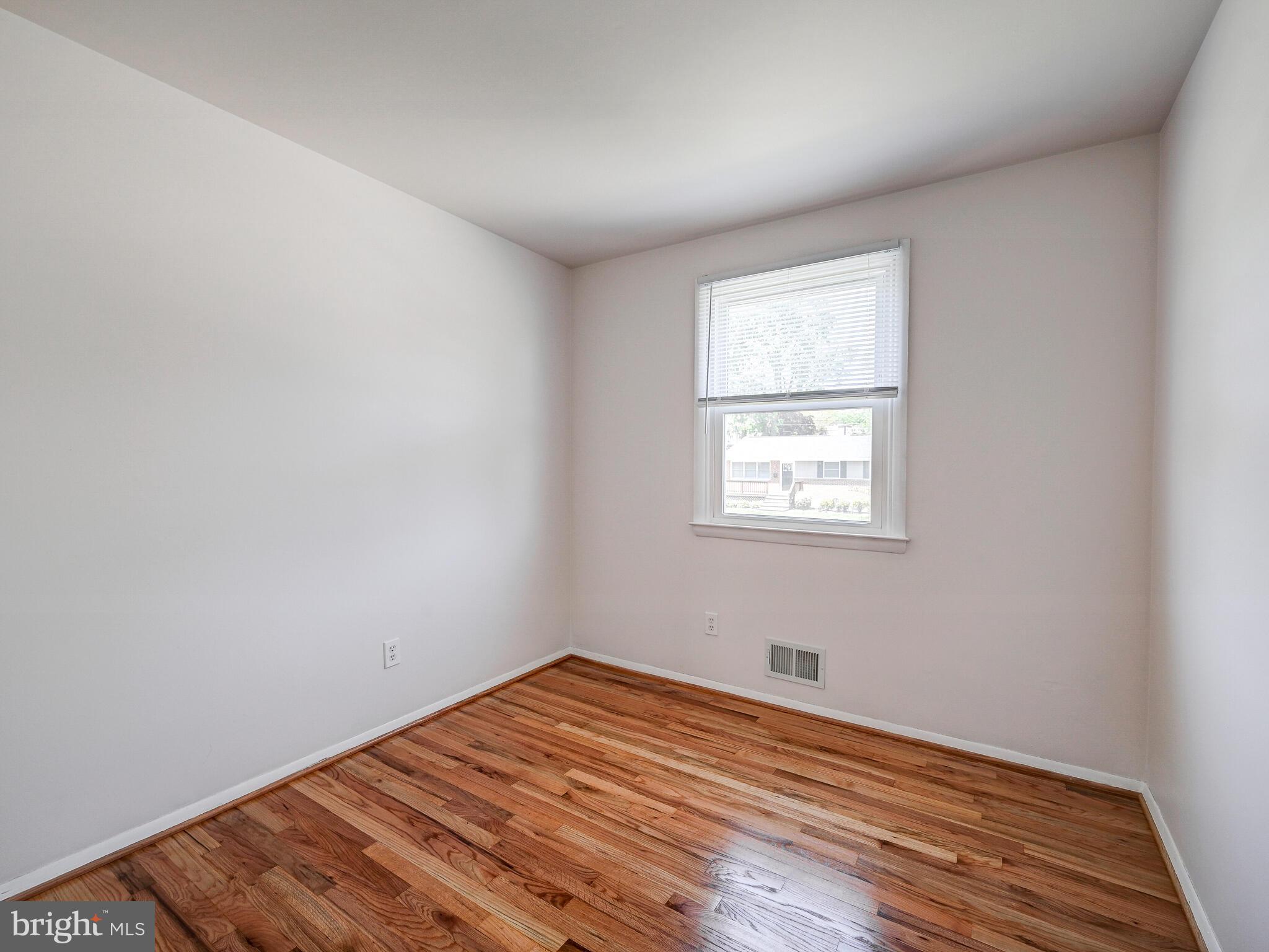 215 Highmeadow Road Reisterstown, MD 21136 - Photo 22 of 31 Bedroom 3