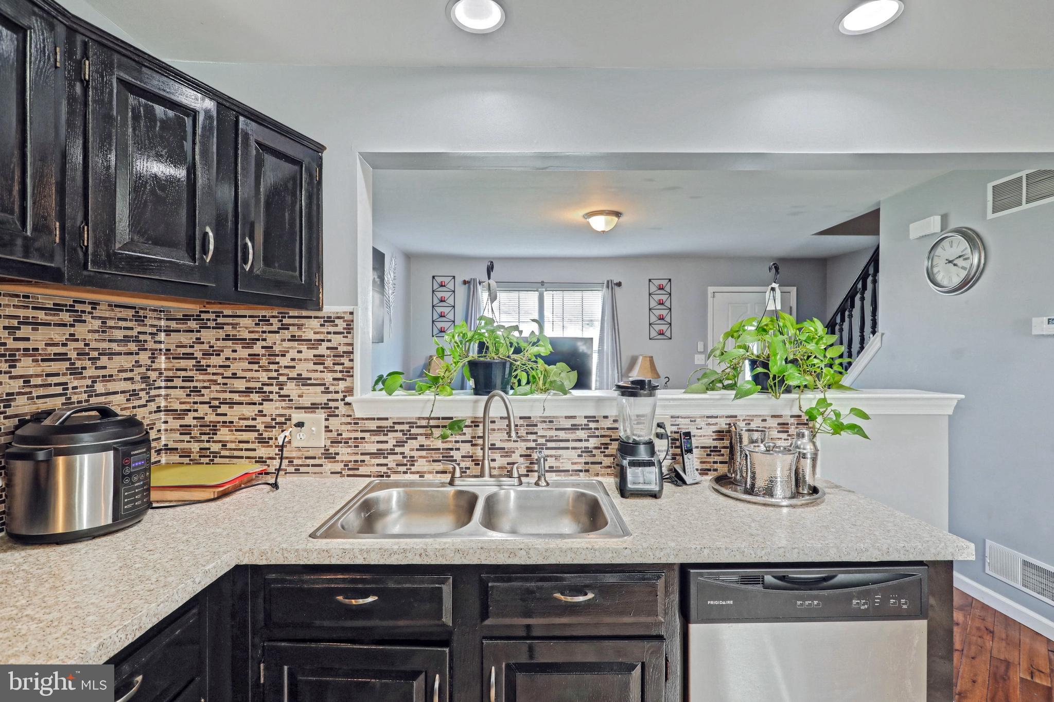 3017 Spectrum Road Dover, PA 17315 - Photo 14 of 26 Gallery Image 14