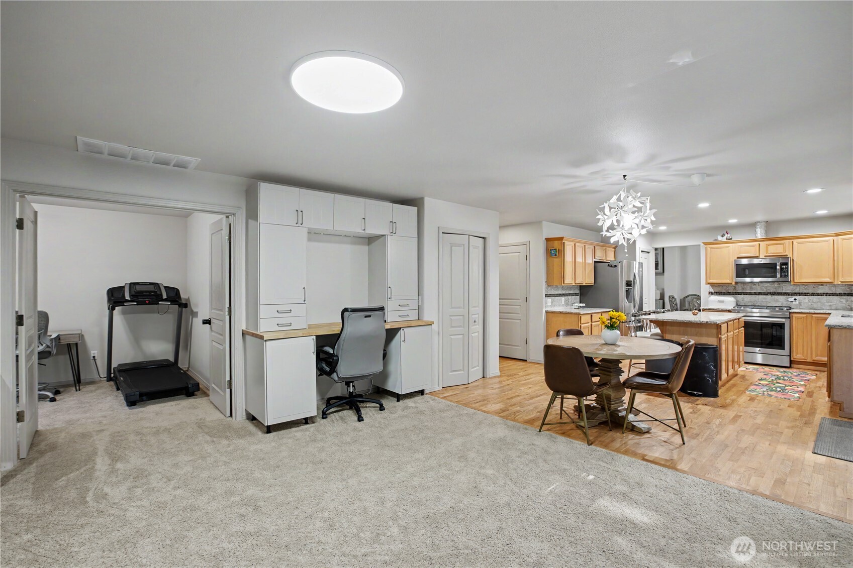 417 Southwest 353rd Street Federal Way, WA 98023 - Photo 13 of 40