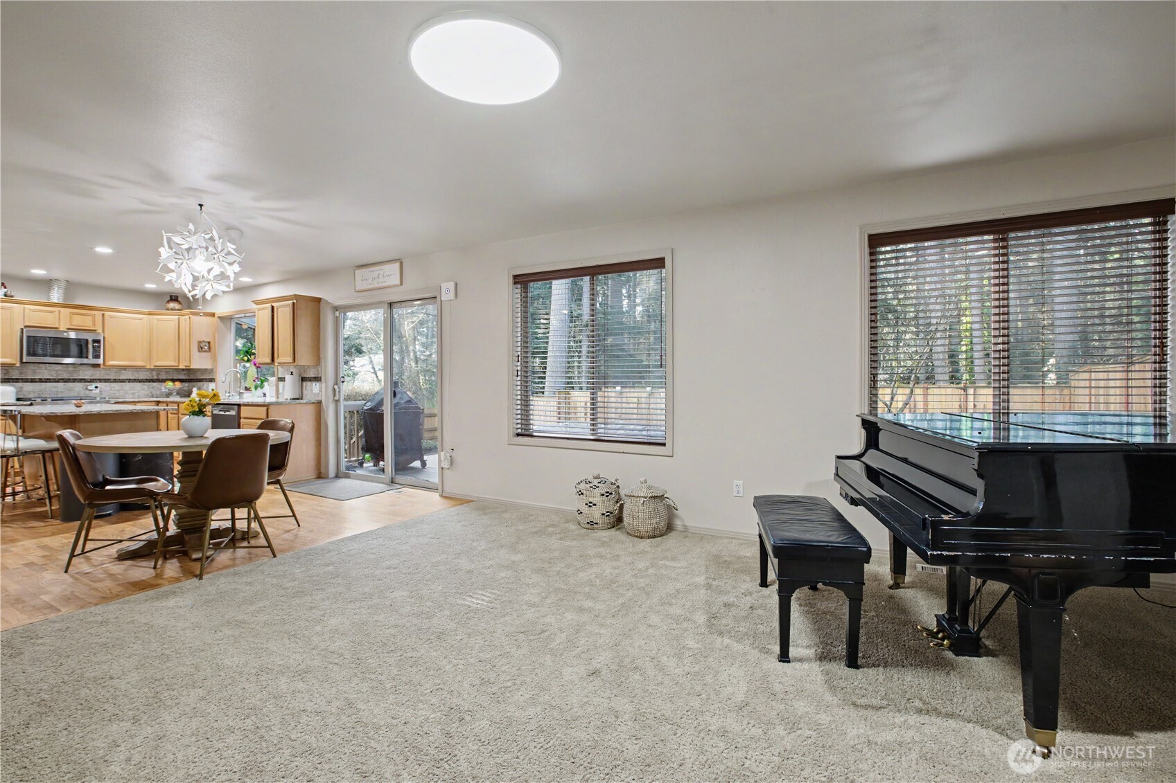 417 Southwest 353rd Street Federal Way, WA 98023 - Photo 14 of 40