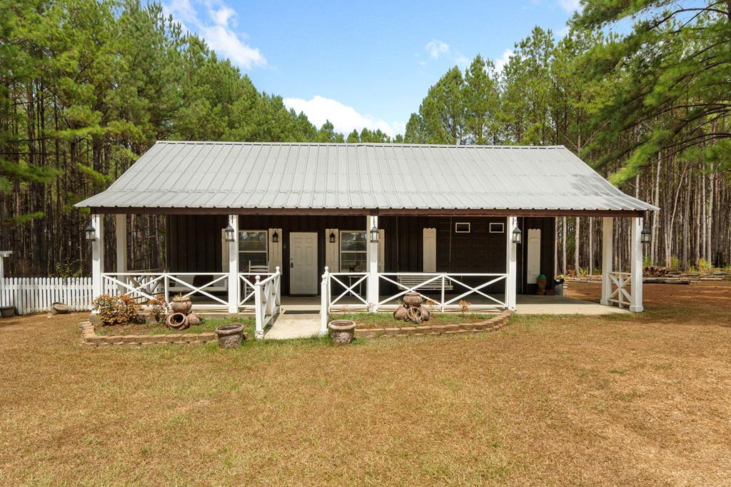 6631 Thompson Road Smithdale, MS 39664 - Photo 1 of 38 Main View