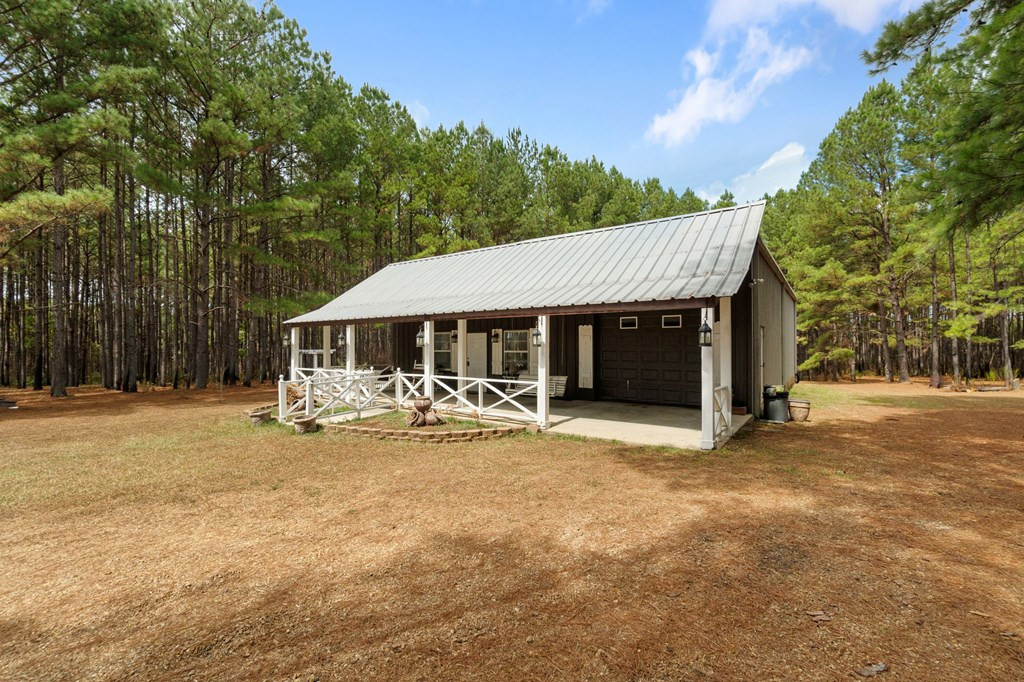 6631 Thompson Road Smithdale, MS 39664 - Photo 8 of 38 Photo 8