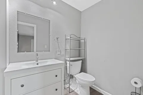 $320,000 | 1255 Lovers Lane, Bastrop, TX 78602