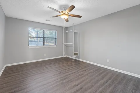 $320,000 | 1255 Lovers Lane, Bastrop, TX 78602