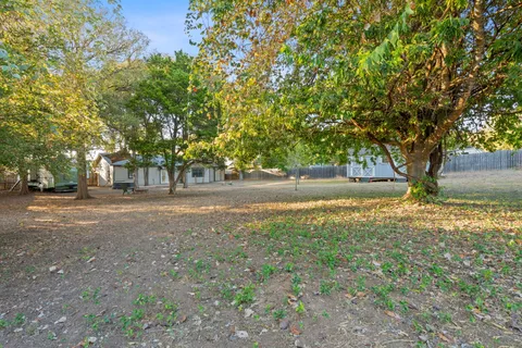 $320,000 | 1255 Lovers Lane, Bastrop, TX 78602
