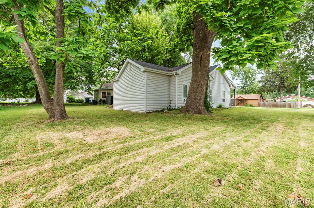 306 Staunton Road Troy, IL 62294 - Photo 20 of 24