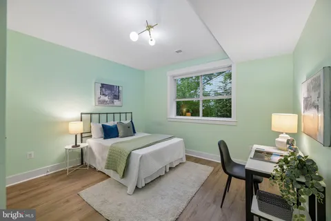 $2,400,000 | 2336 North Oak Street, Falls Church, VA 22046