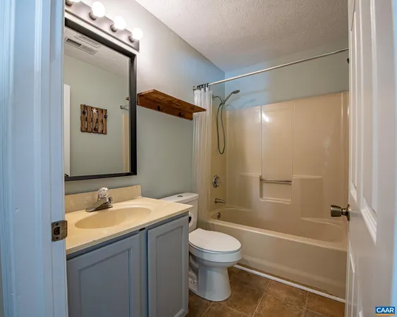 $368,900 | 942 Jefferson Drive, Palmyra, VA 22963