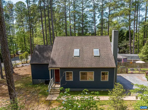 $368,900 | 942 Jefferson Drive, Palmyra, VA 22963