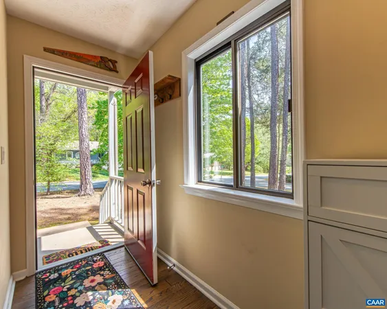 $368,900 | 942 Jefferson Drive, Palmyra, VA 22963