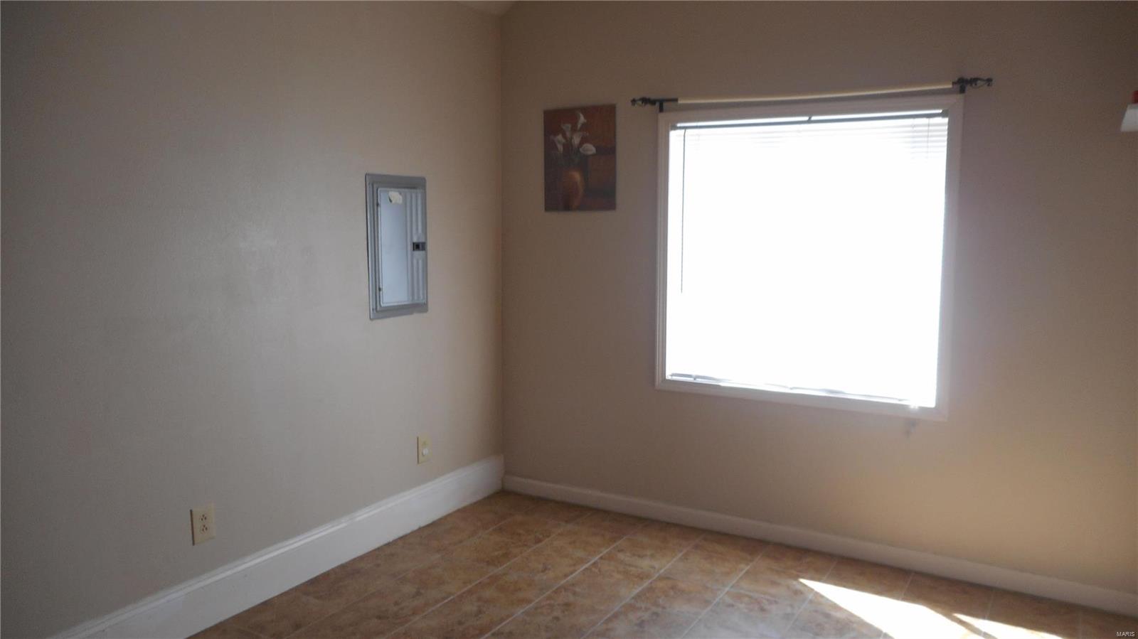 3409 Humbert Road Alton, IL 62002 - Photo 13 of 21 Gallery Image 13