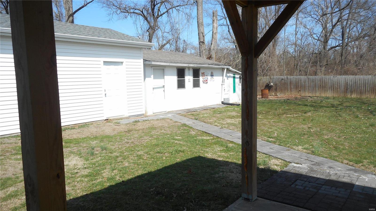 3409 Humbert Road Alton, IL 62002 - Photo 15 of 21 Gallery Image 15
