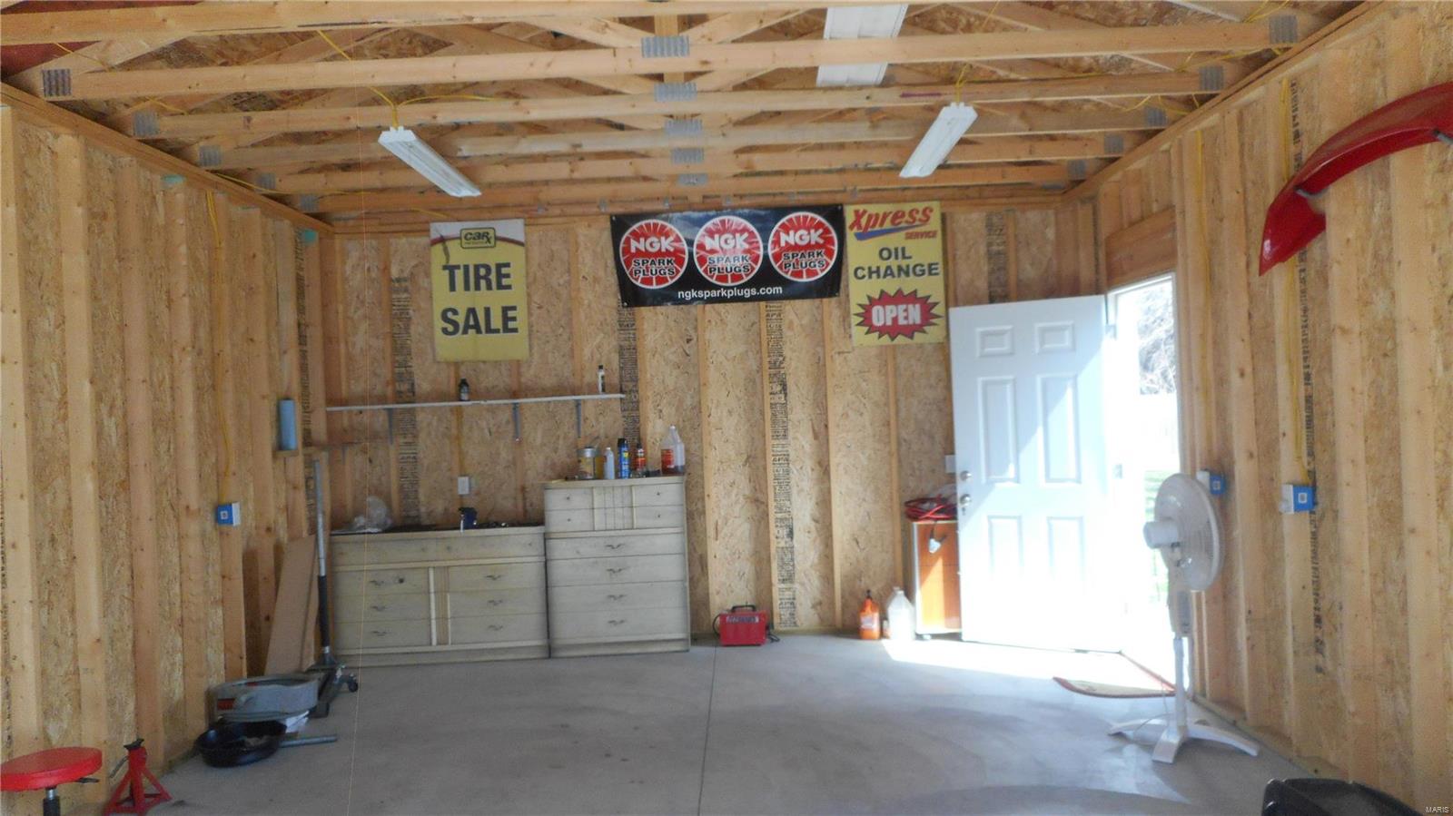 3409 Humbert Road Alton, IL 62002 - Photo 19 of 21 Gallery Image 19