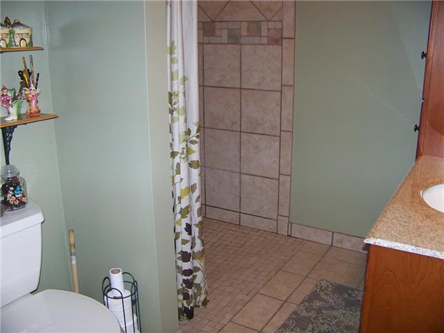 6655 Kinney Road Mount Vernon, OH 43050 - Photo 8 of 17