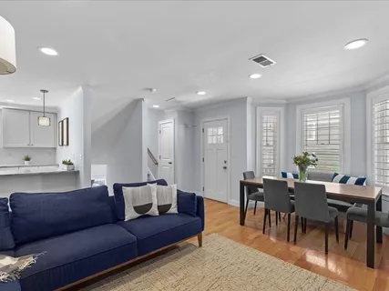 $999,999 | 40 Catherine Street, Unit B, Boston, MA 02131