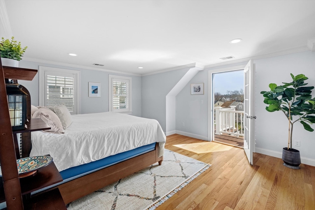 40 Catherine Street, Unit B Boston, MA 02131 - Photo 15 of 40