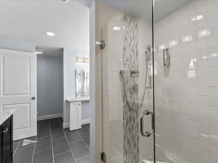 $999,999 | 40 Catherine Street, Unit B, Boston, MA 02131