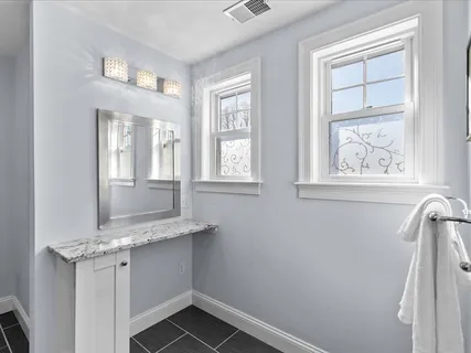 $999,999 | 40 Catherine Street, Unit B, Boston, MA 02131