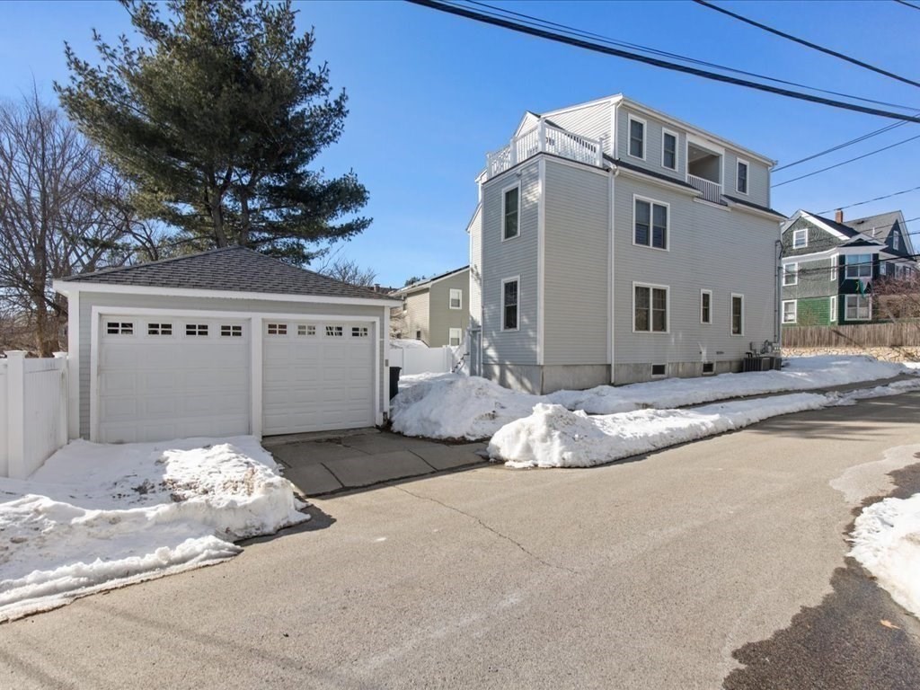 40 Catherine Street, Unit B Boston, MA 02131 - Photo 37 of 38