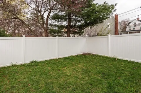 $999,999 | 40 Catherine Street, Unit B, Boston, MA 02131