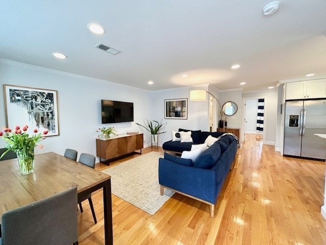 40 Catherine Street, Unit B Boston, MA 02131 - Photo 4 of 40