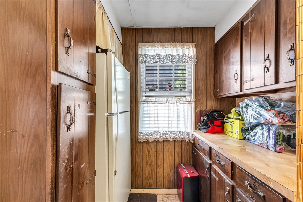 18 Wendell Place Springfield, MA 01105 - Photo 10 of 42