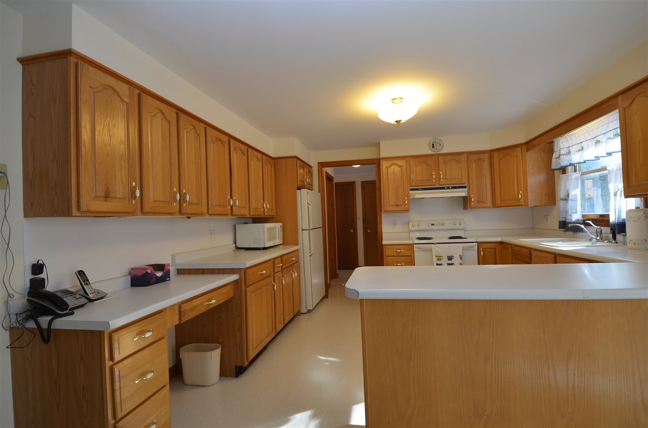 27 Fernald Road Kittery, ME 03904 - Photo 4 of 23