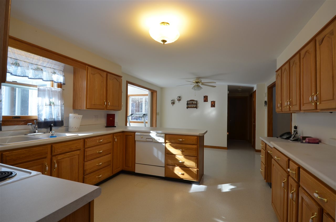 27 Fernald Road Kittery, ME 03904 - Photo 5 of 23